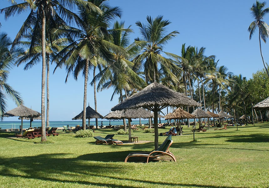 kenya safari tours kenya coast diani beach 1